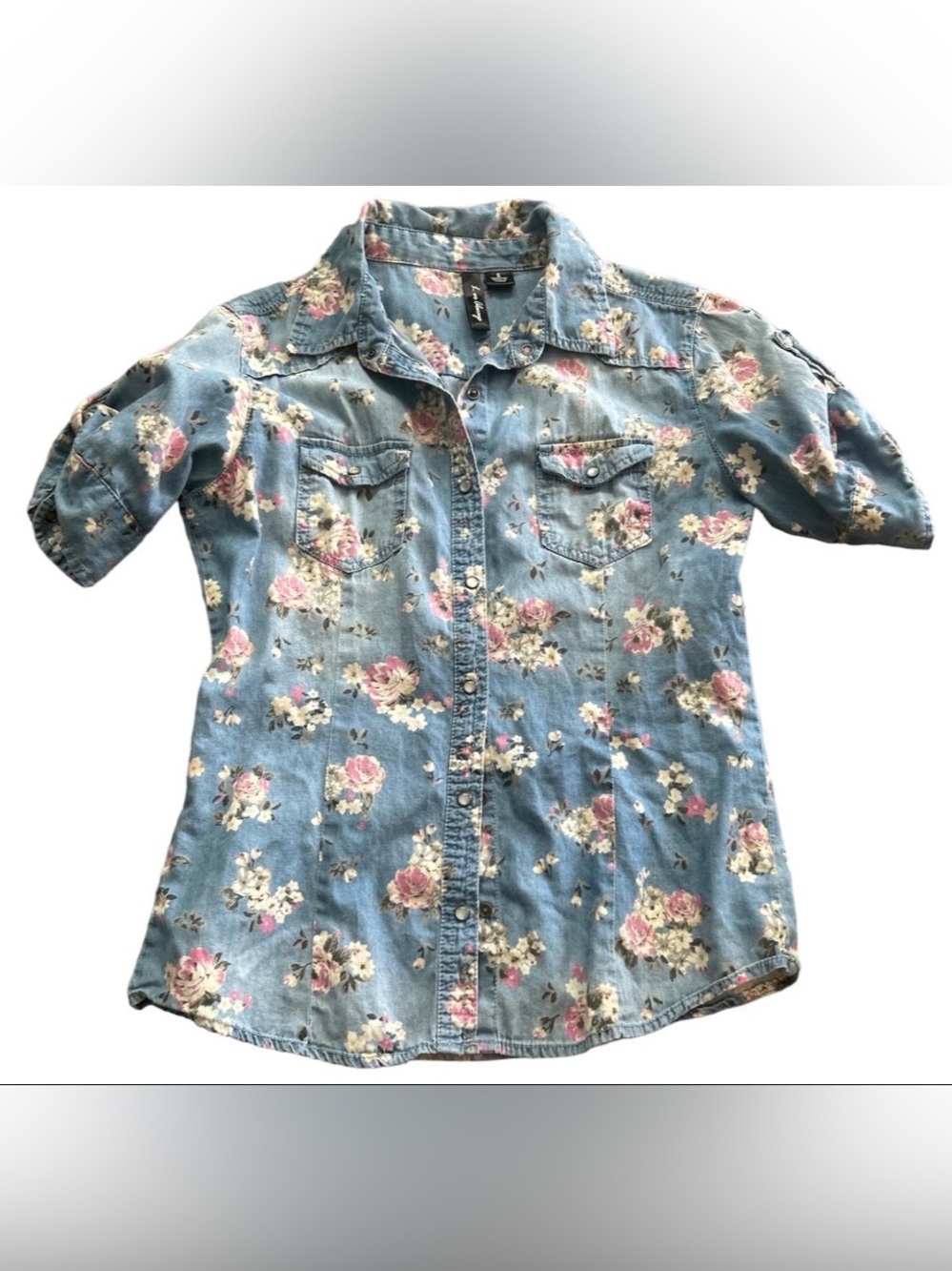 Love Always Floral Denim Button-Up Shirt Light Wash Blue Jean Top Small